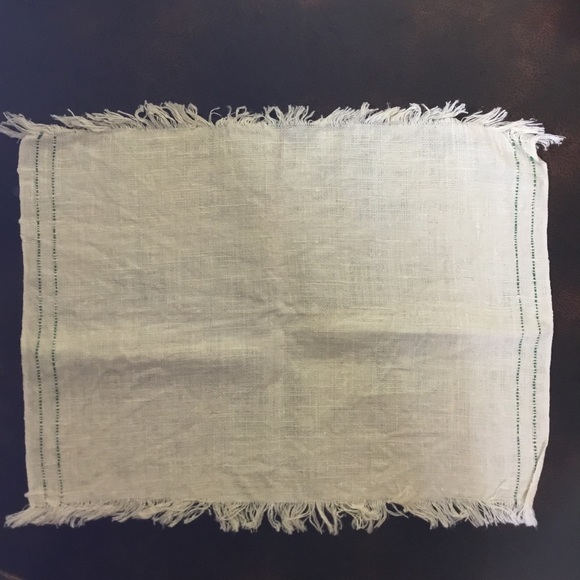 Set of 4 Vintage Frayed Edge Cloth Placemats or Napkins Stitched Cream Green - Picture 6 of 7